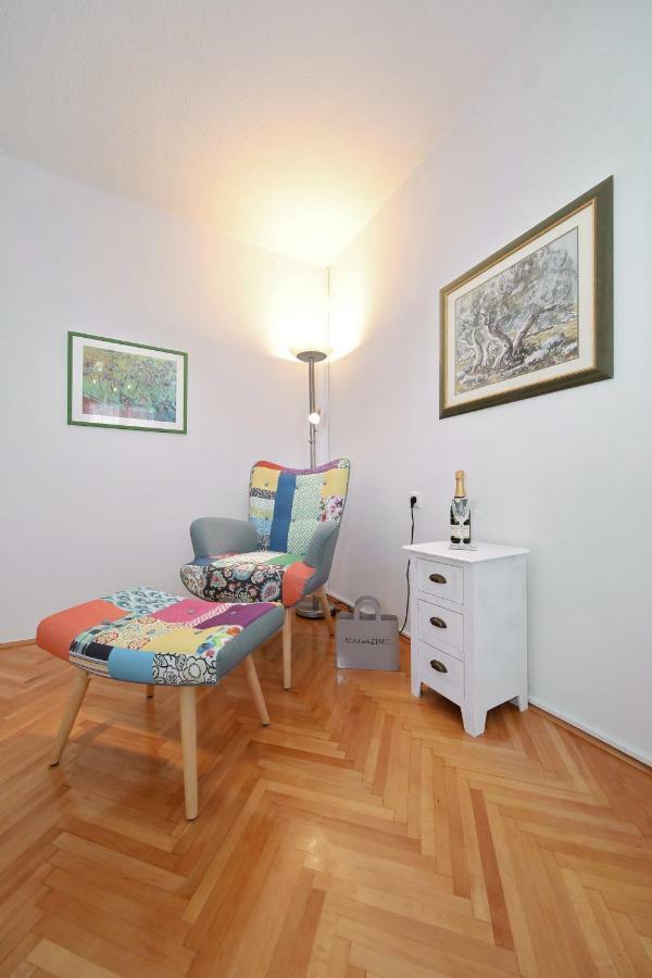 Apartman Lana In City Centre With Garage Ζαντάρ Εξωτερικό φωτογραφία