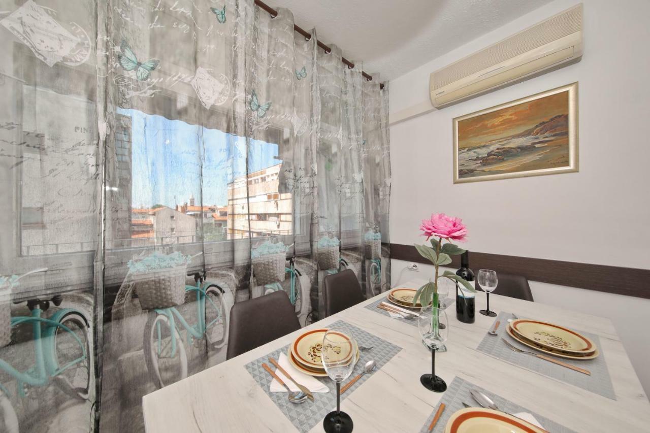 Apartman Lana In City Centre With Garage Ζαντάρ Εξωτερικό φωτογραφία