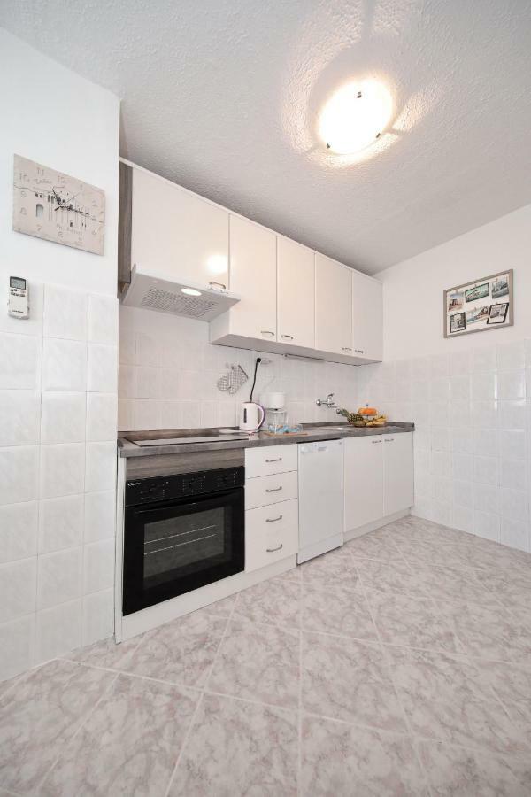 Apartman Lana In City Centre With Garage Ζαντάρ Εξωτερικό φωτογραφία
